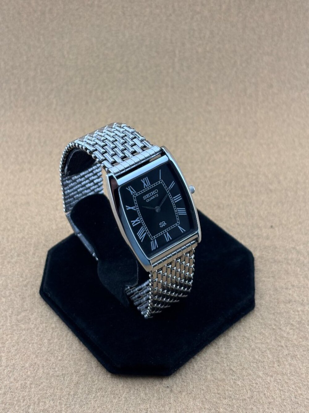 BLACK SILVER BARREL VINTAGE Seiko Vintage slim men's Watch-dark brown strap